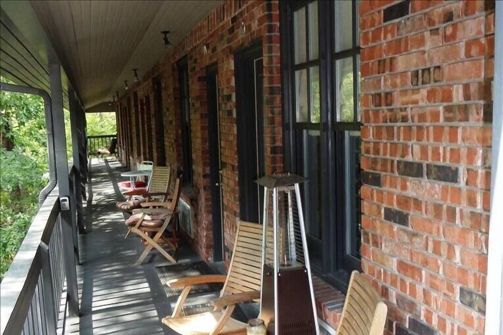 Photo of Others in Eureka Springs Historic District