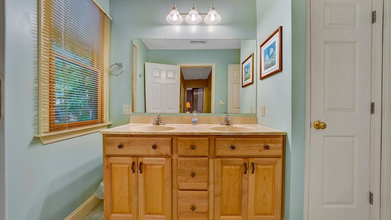 Photo of Bathroom in Westlake Corner