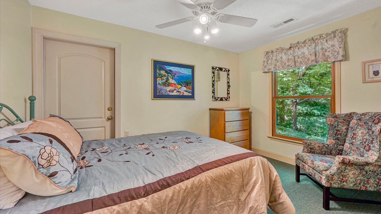 Photo of Bedroom in Westlake Corner