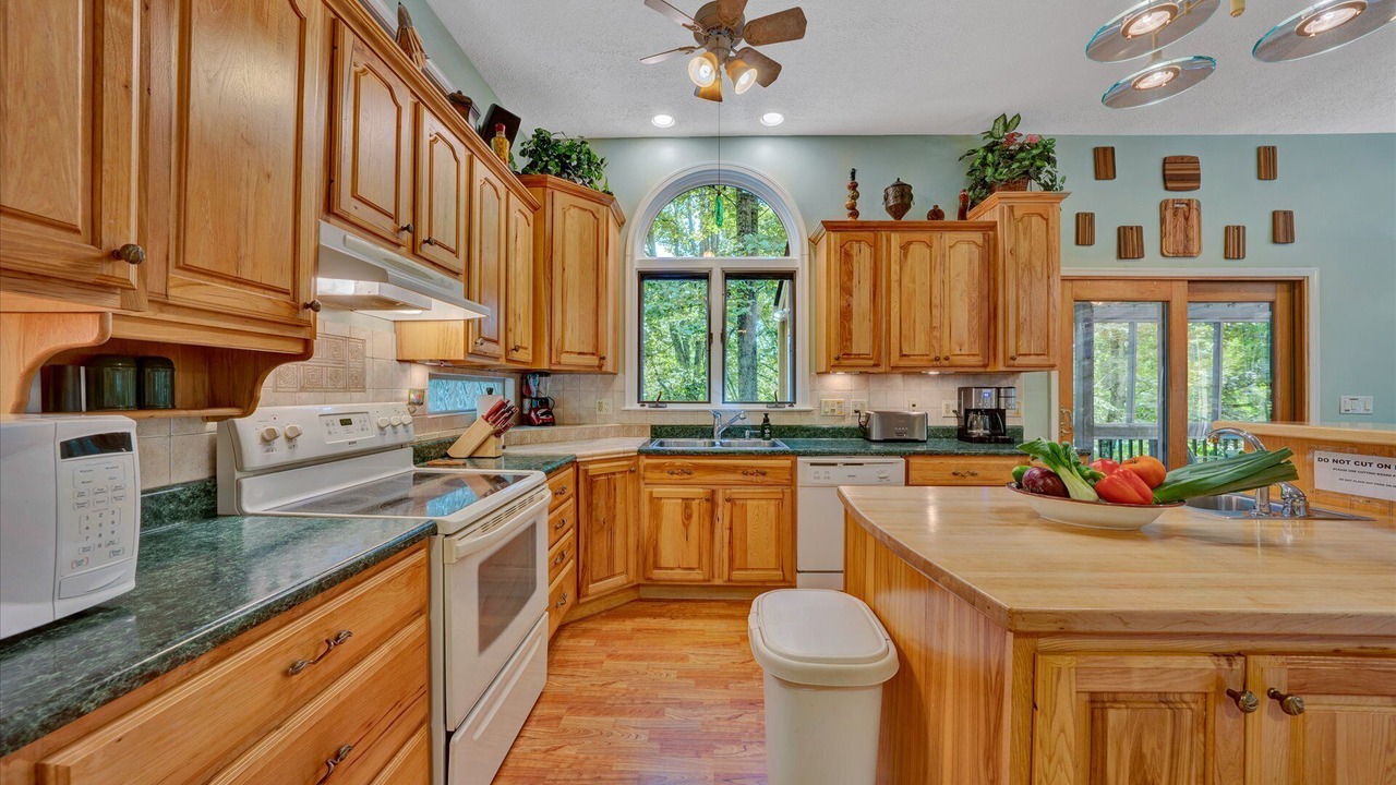 Photo of Kitchen in Westlake Corner