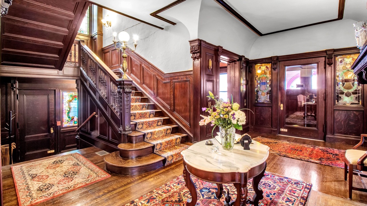 Photo of Others in Buffalo