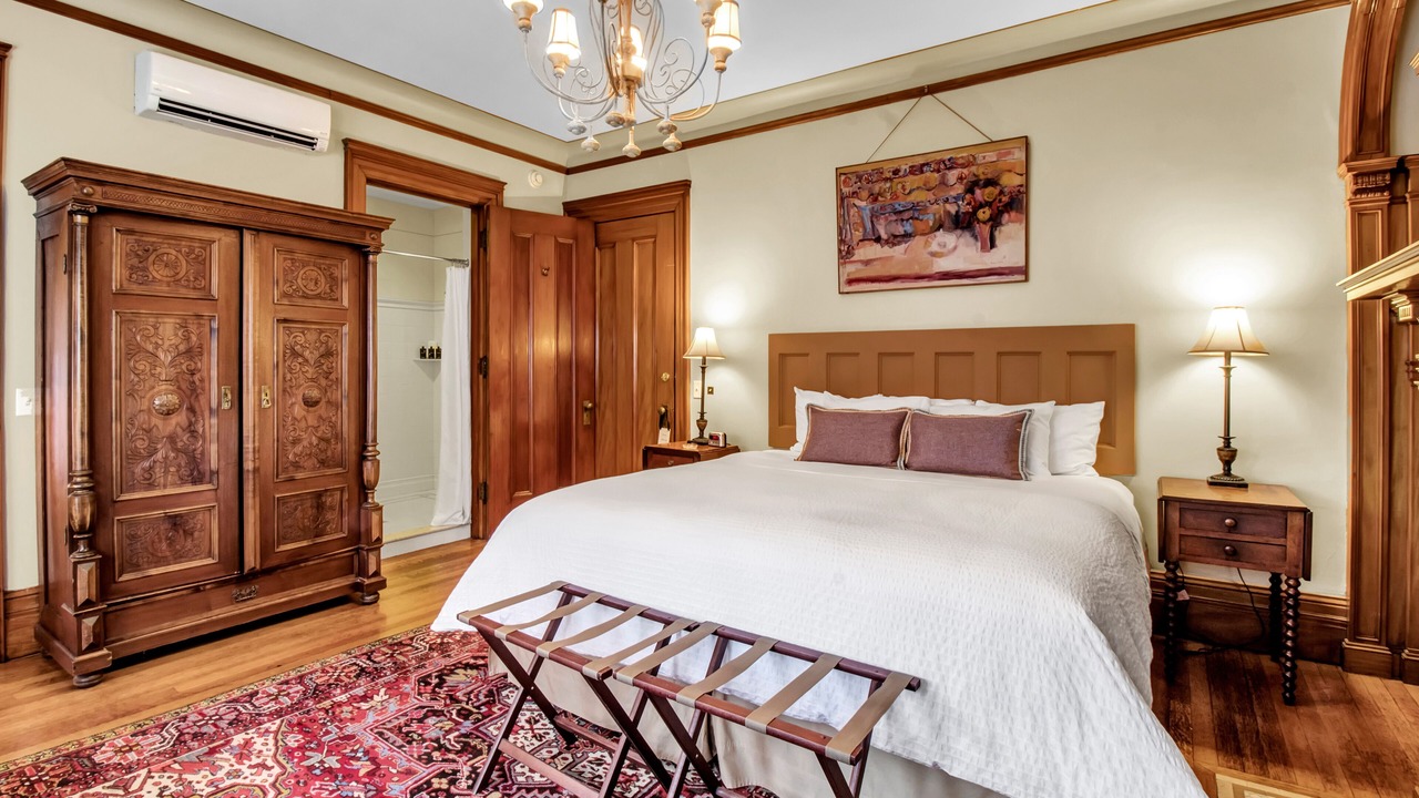 Photo of Others in Buffalo