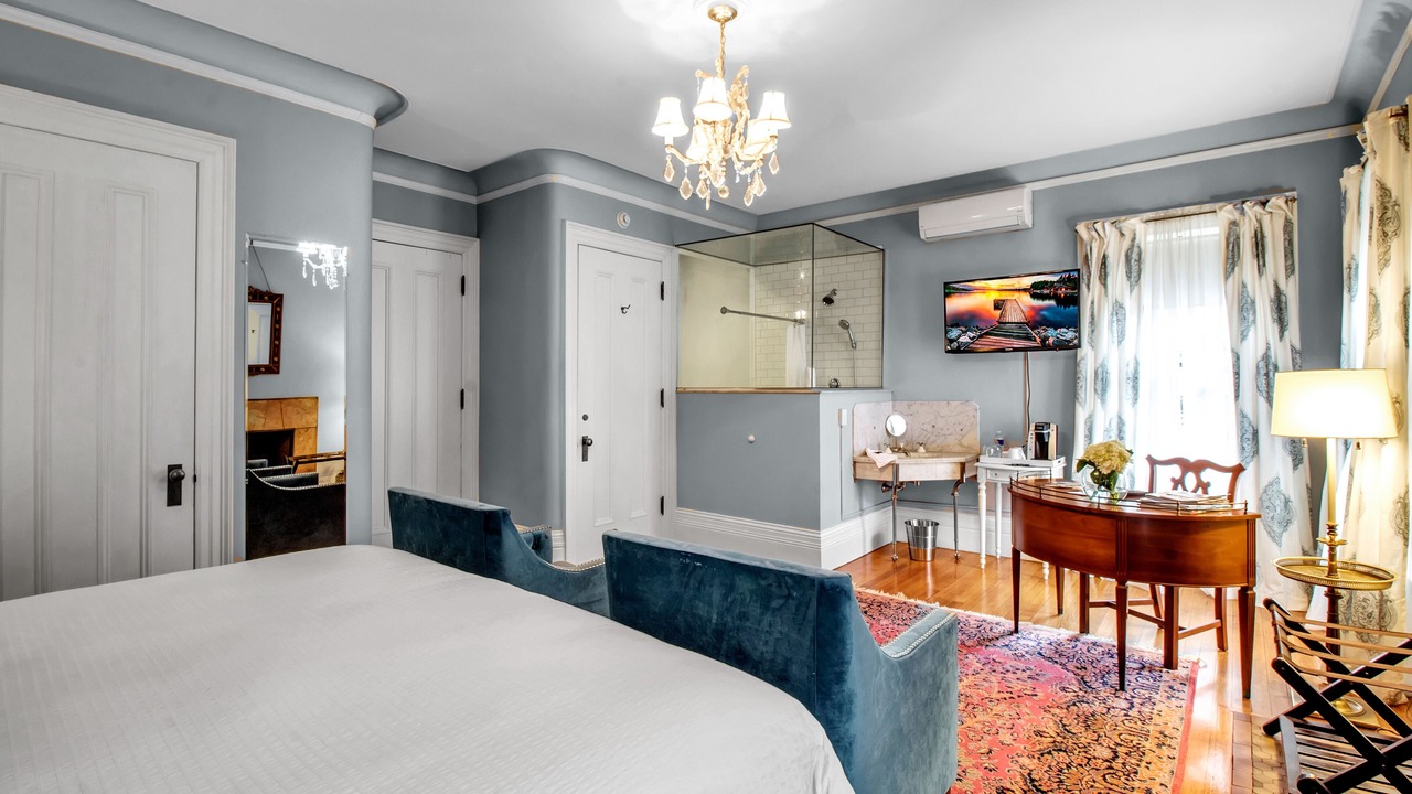 Photo of Others in Buffalo