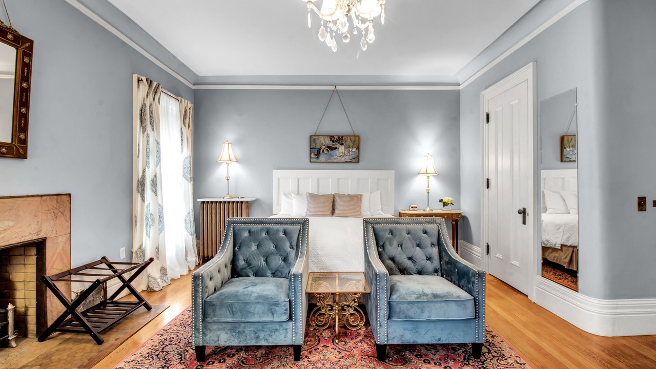 Photo of Others in Buffalo