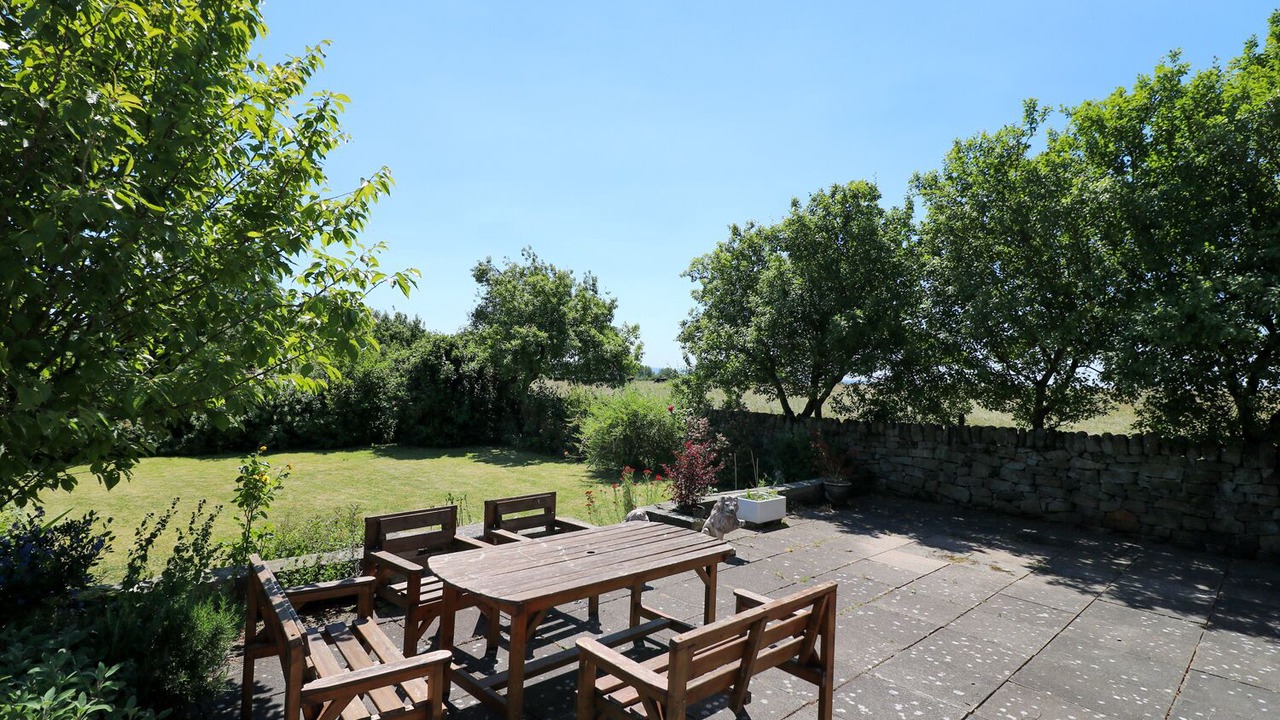 Photo of Outdoor in Calwich