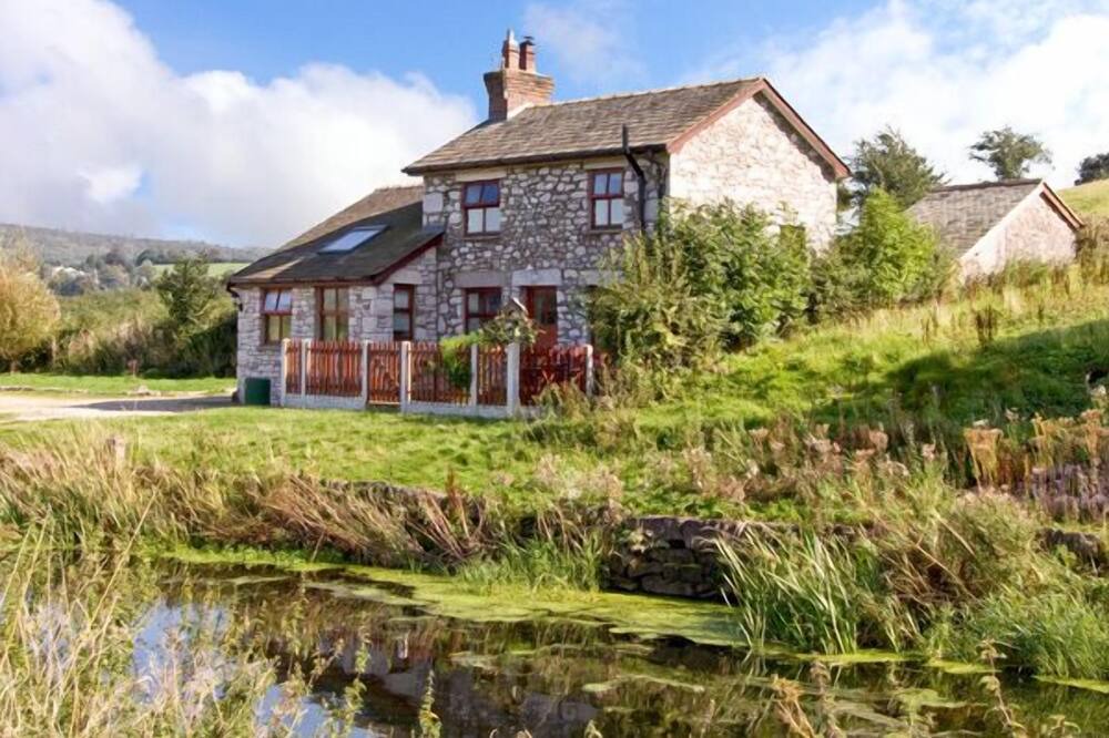 Photo of Outdoor in Burton