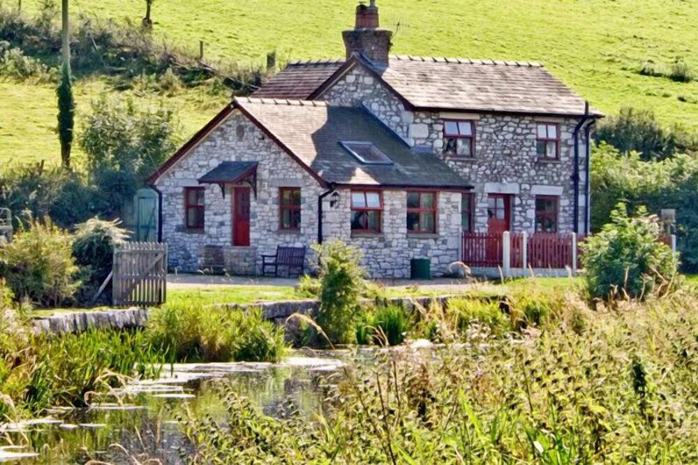 Photo of Outdoor in Burton