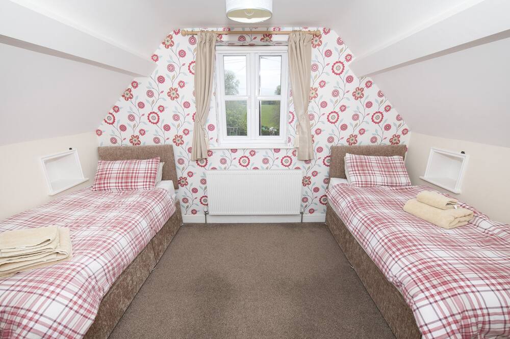 Photo of Others in Sledmere