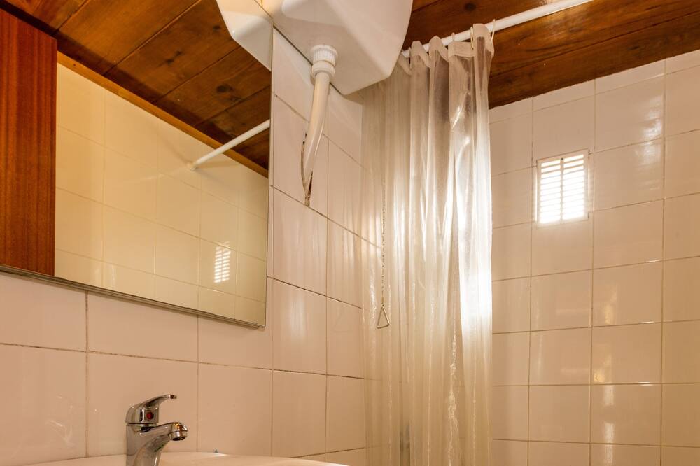 Photo of Bathroom in Salas de Pallars