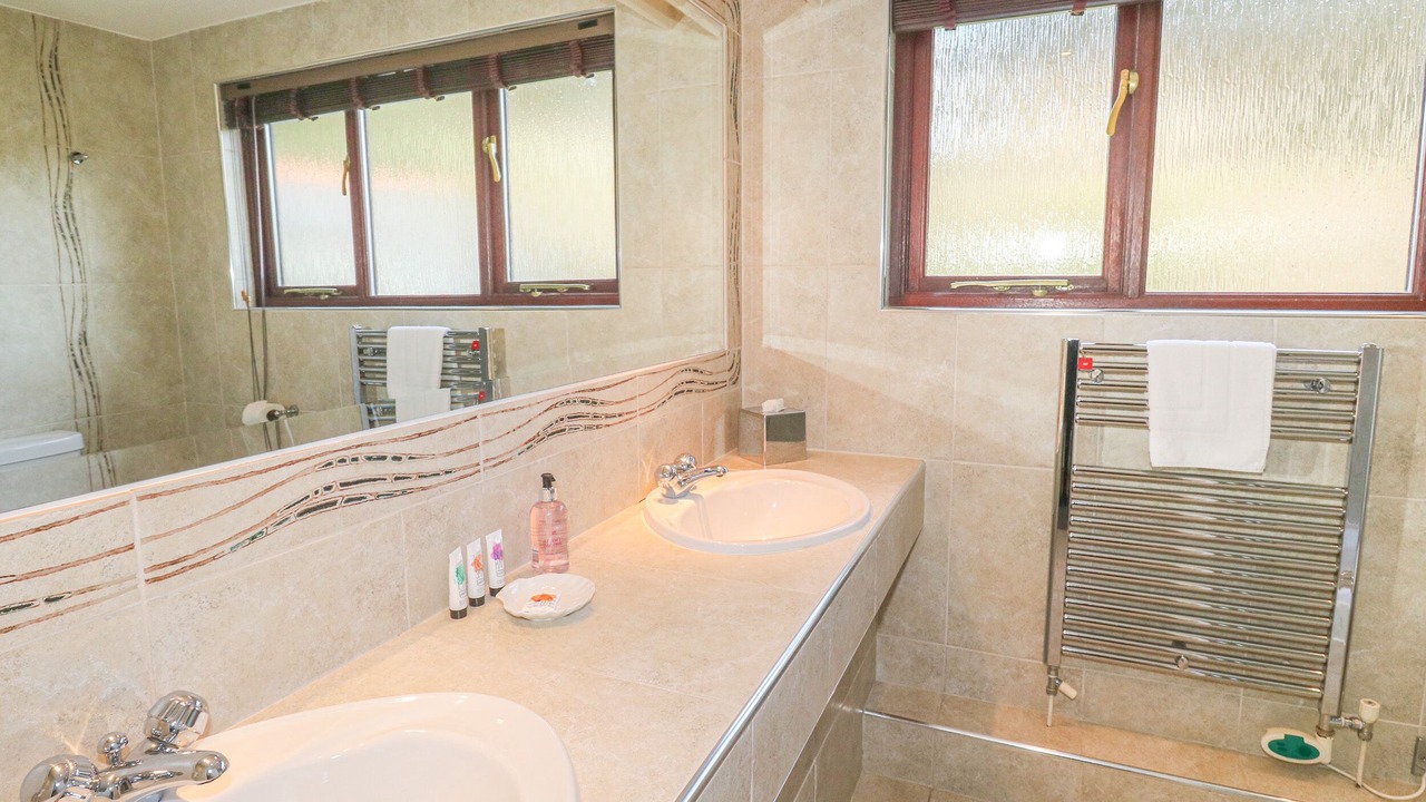 Photo of Bathroom in St Wenn