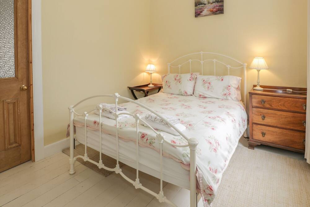 Photo of Bedroom in Uphall