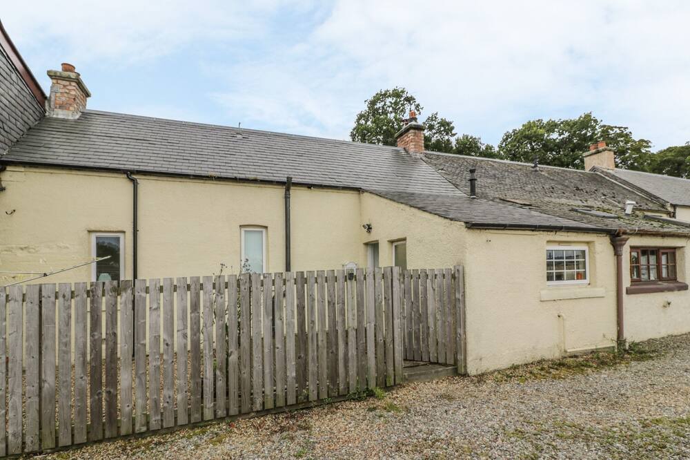 Photo of Outdoor in Uphall