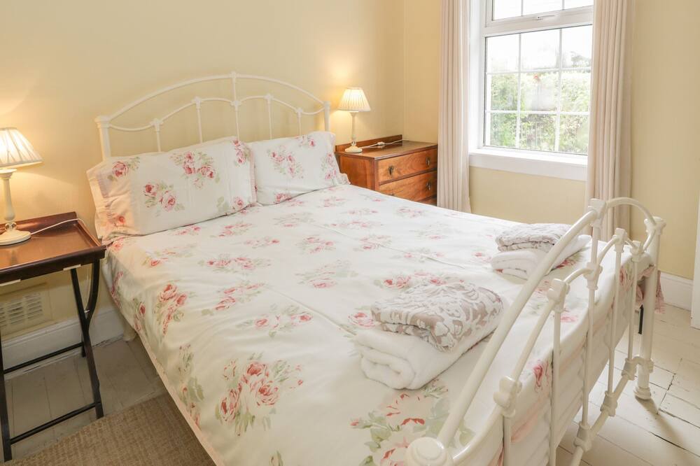 Photo of Bedroom in Uphall