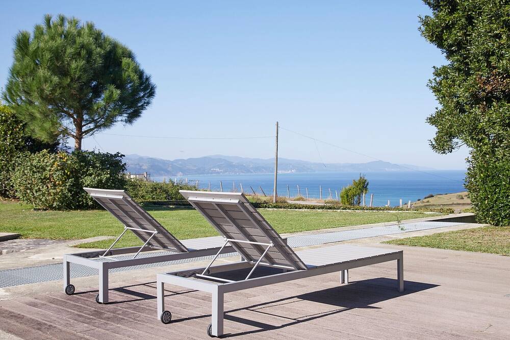Photo of Others in Getaria