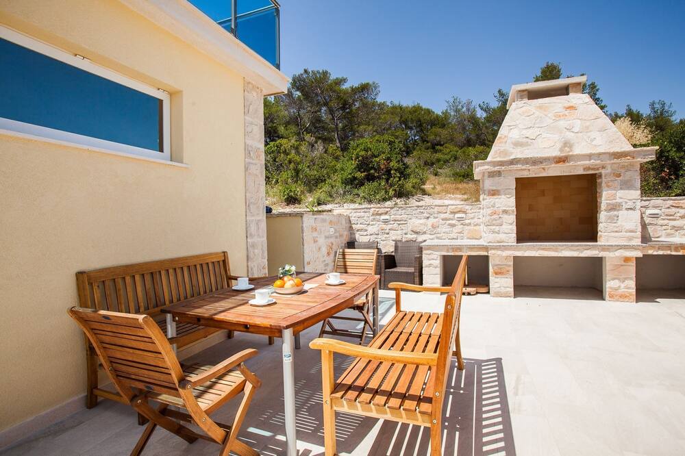 Photo of Patio Balcony in Potirna