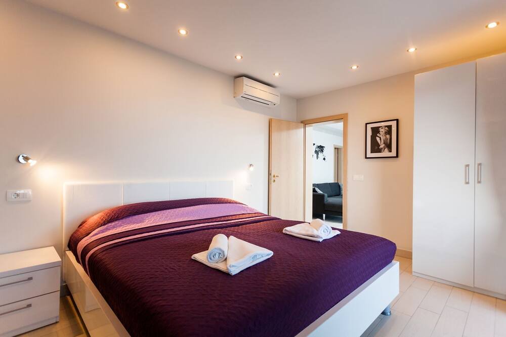 Photo of Bedroom in Potirna