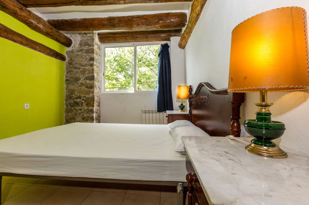 Photo of Bedroom in Salas de Pallars