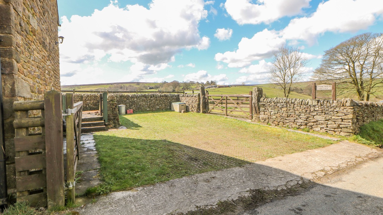 Photo of Others in Longnor