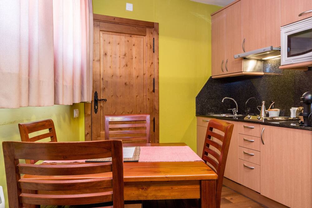 Photo of Kitchen in Pobleta de Bellvehi
