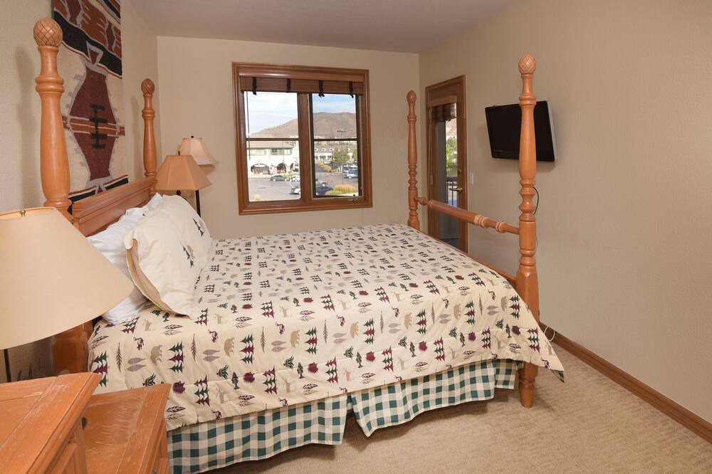 Photo of Others in Avon