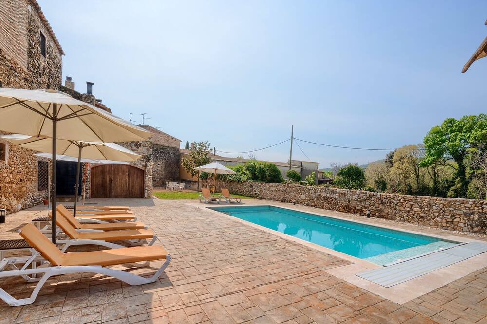 Photo of Outdoor in Pontos
