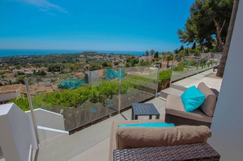 Photo of Patio Balcony in Benimeit