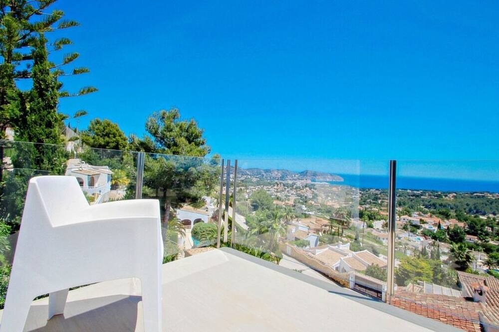 Photo of Patio Balcony in Benimeit