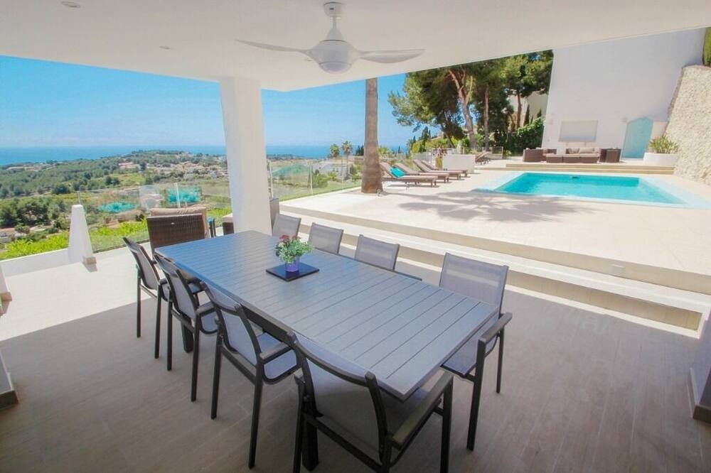 Photo of Patio Balcony in Benimeit