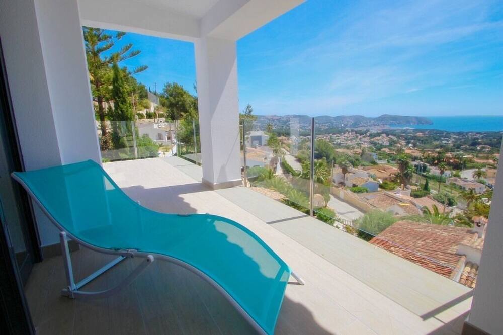 Photo of Patio Balcony in Benimeit