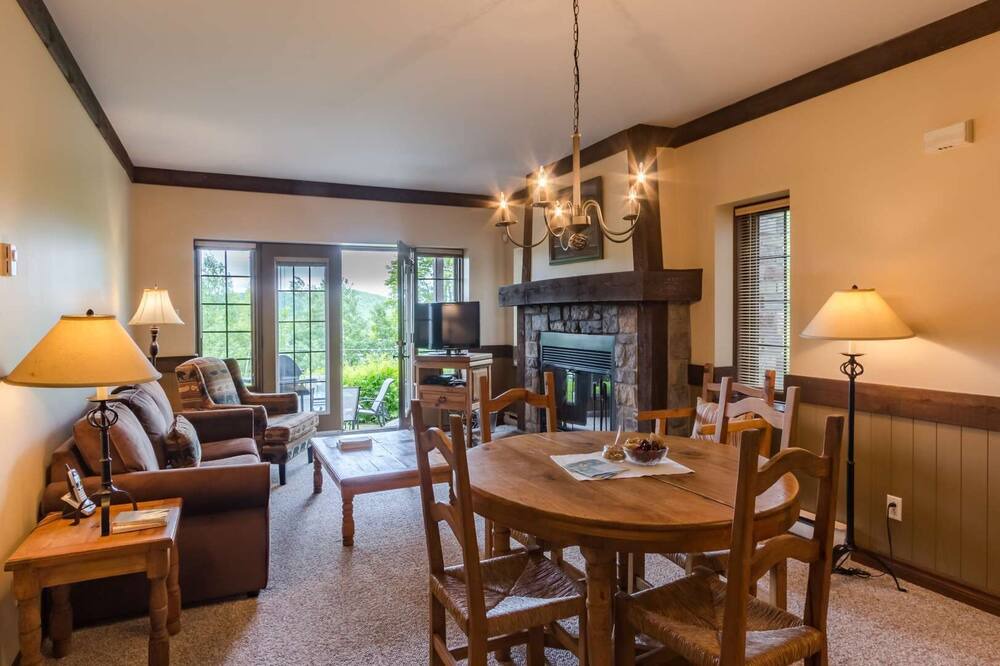 Photo of Livingroom in Mont-Tremblant