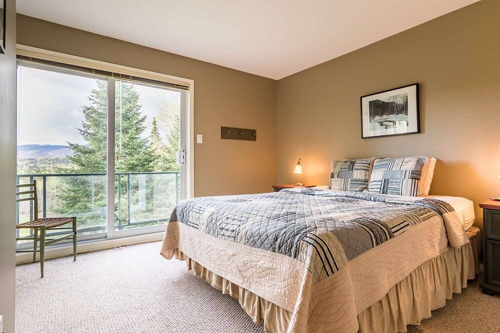 Photo of Bedroom in Mont-Tremblant