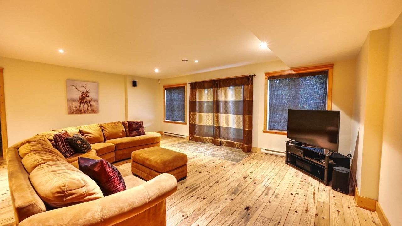 Photo of Livingroom in Lac-Tremblant-Nord
