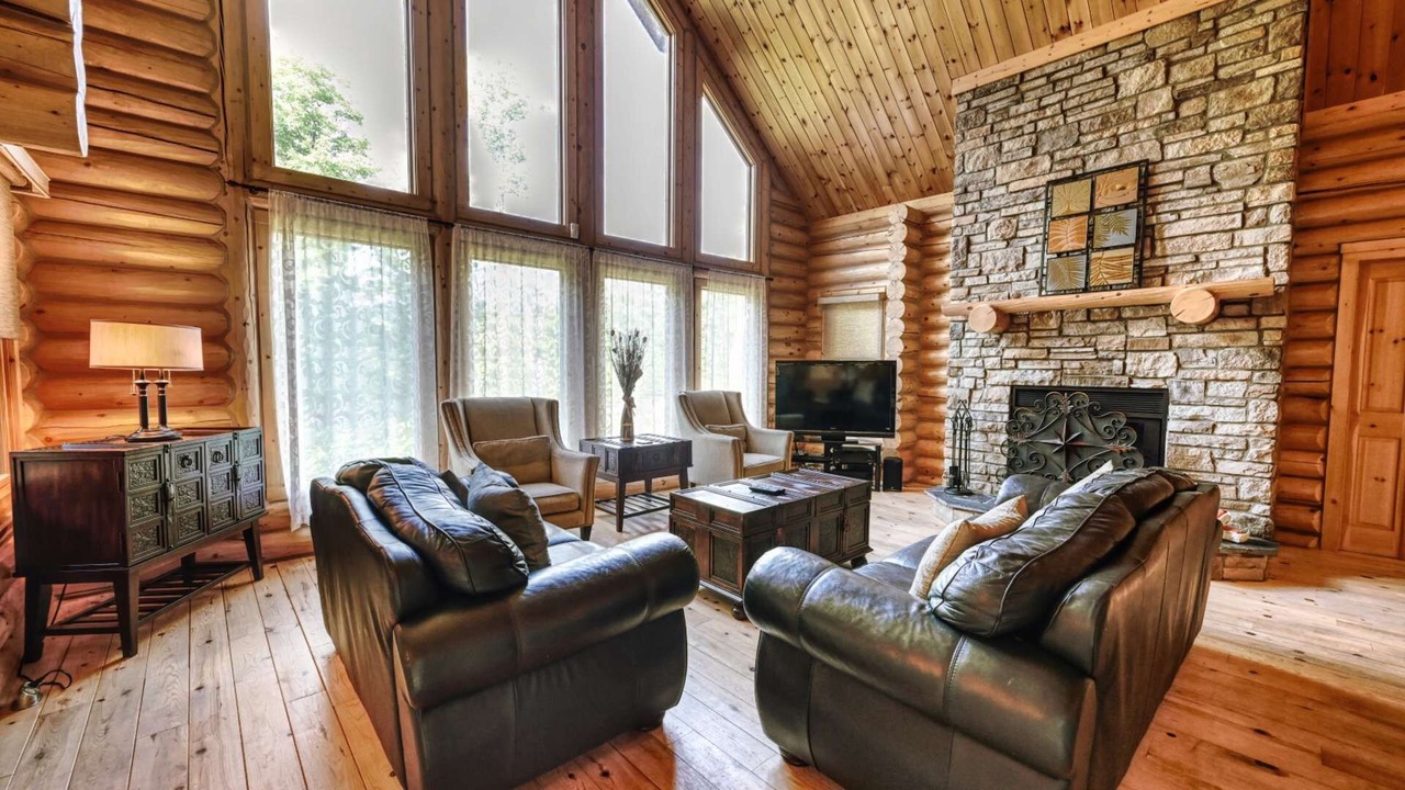 Photo of Livingroom in Lac-Tremblant-Nord