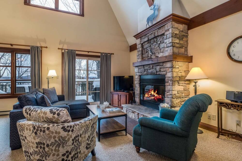 Photo of Livingroom in Mont-Tremblant