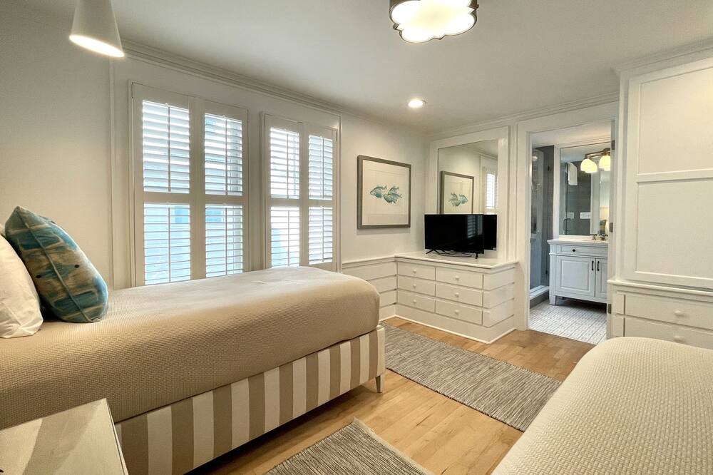 Photo of Bedroom in Seaside