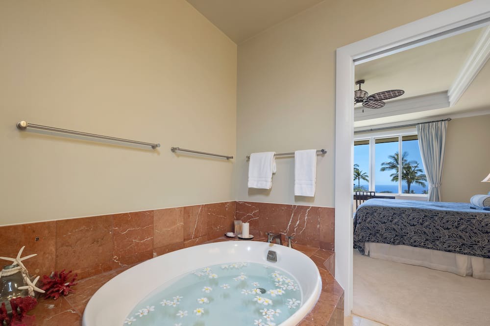 Photo of Bathroom in Kamuela