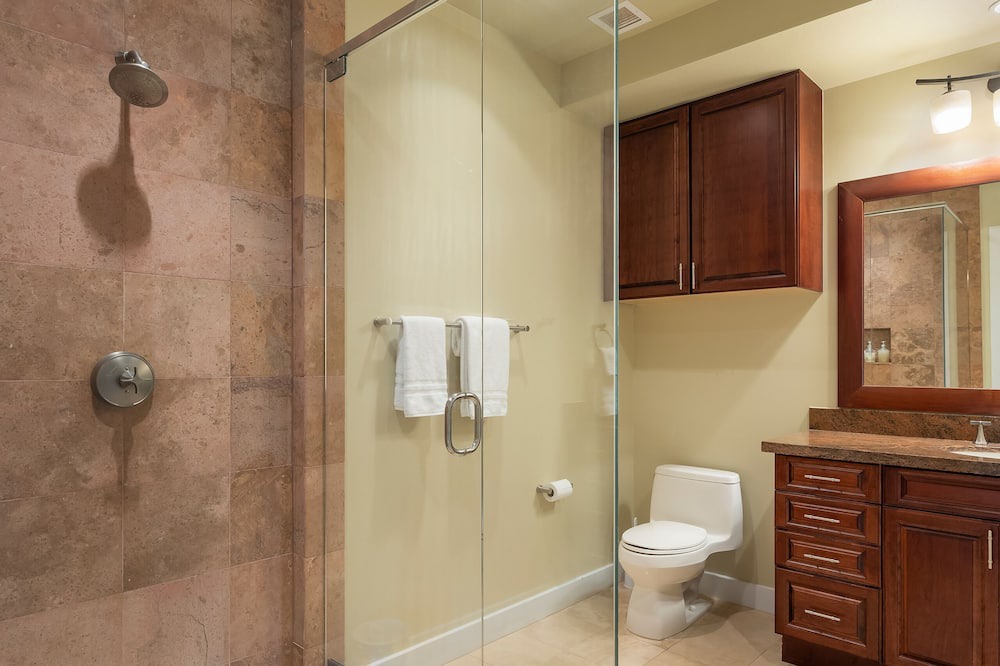 Photo of Bathroom in Kamuela