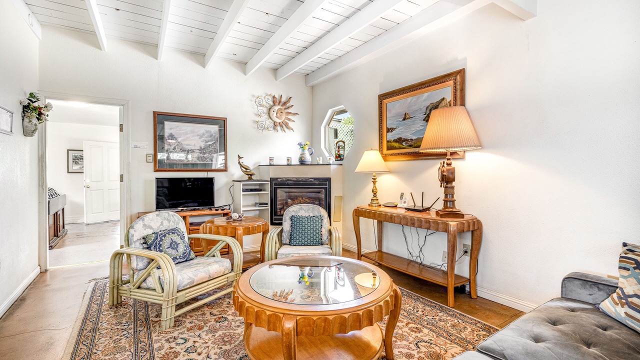 Photo of Livingroom in Inglenook