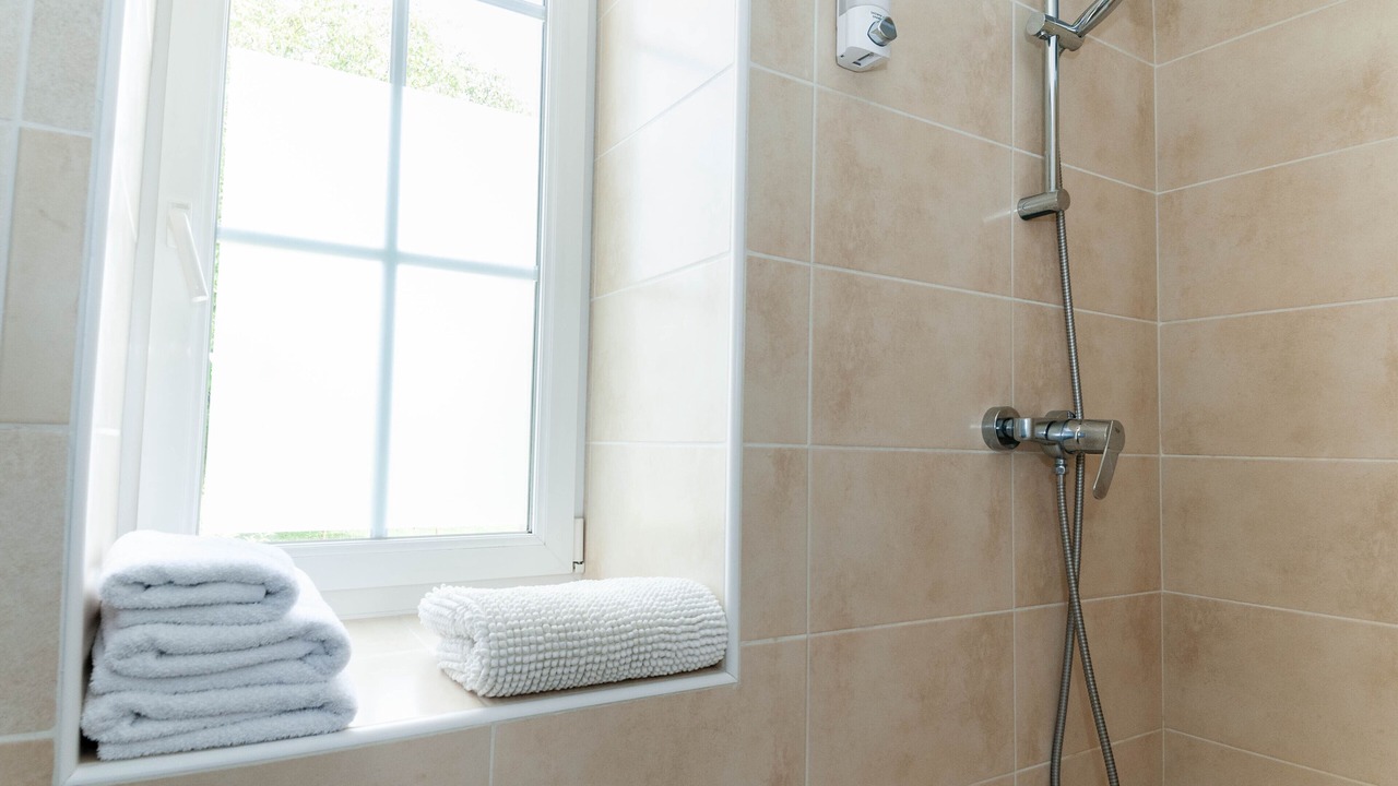 Photo of Bathroom in Isigny-sur-Mer