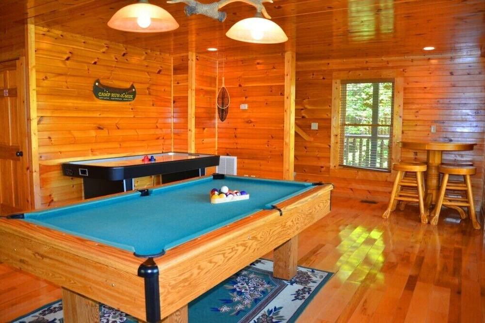 Photo of Bedroom in Hemlock Hills