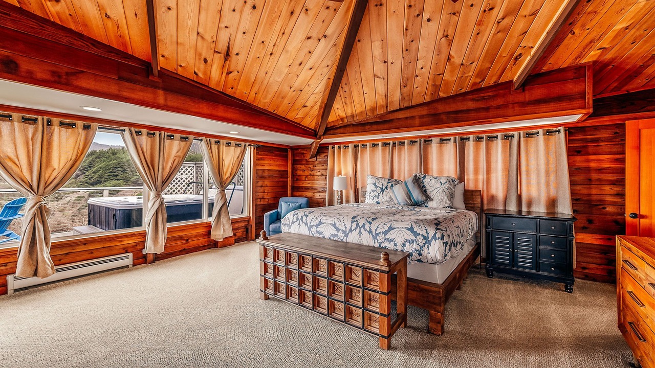 Photo of Others in Fort Bragg