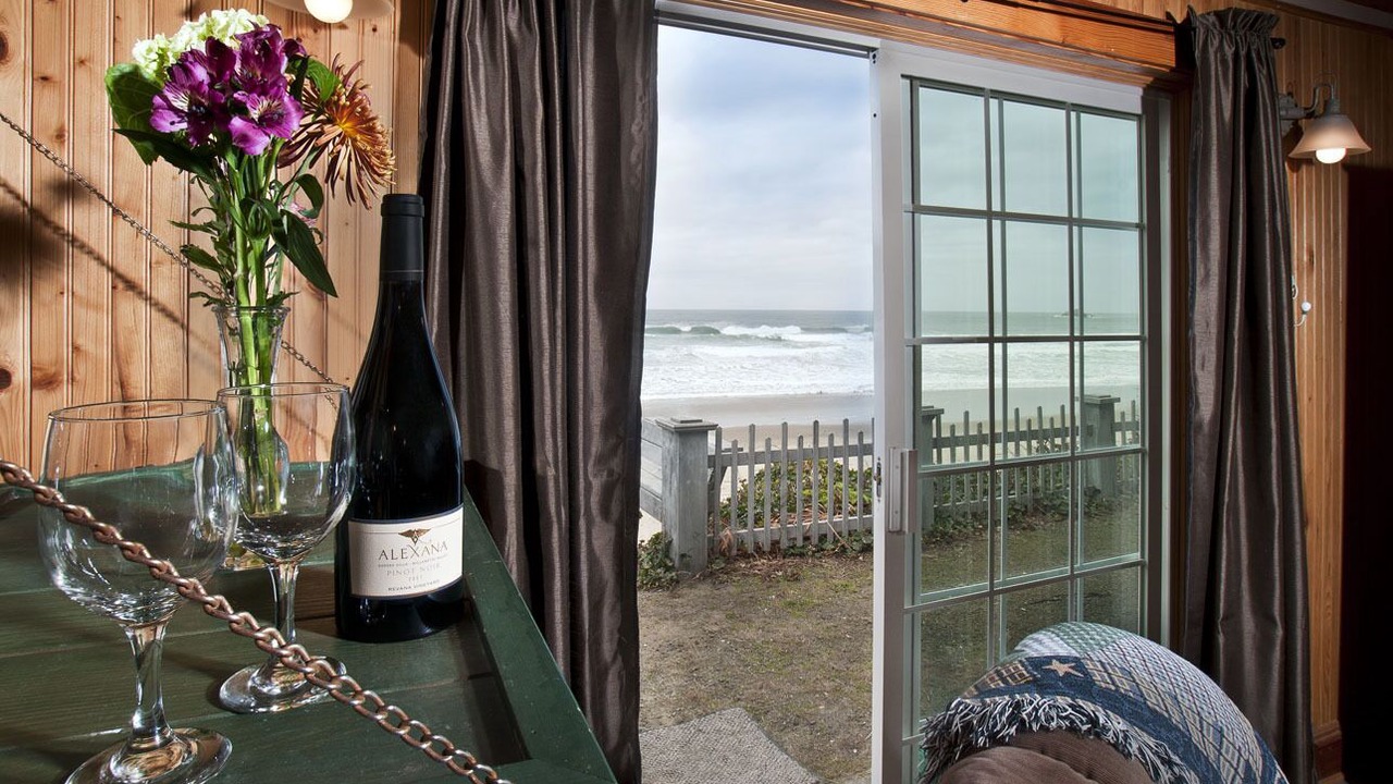 Photo of Others in Roads End