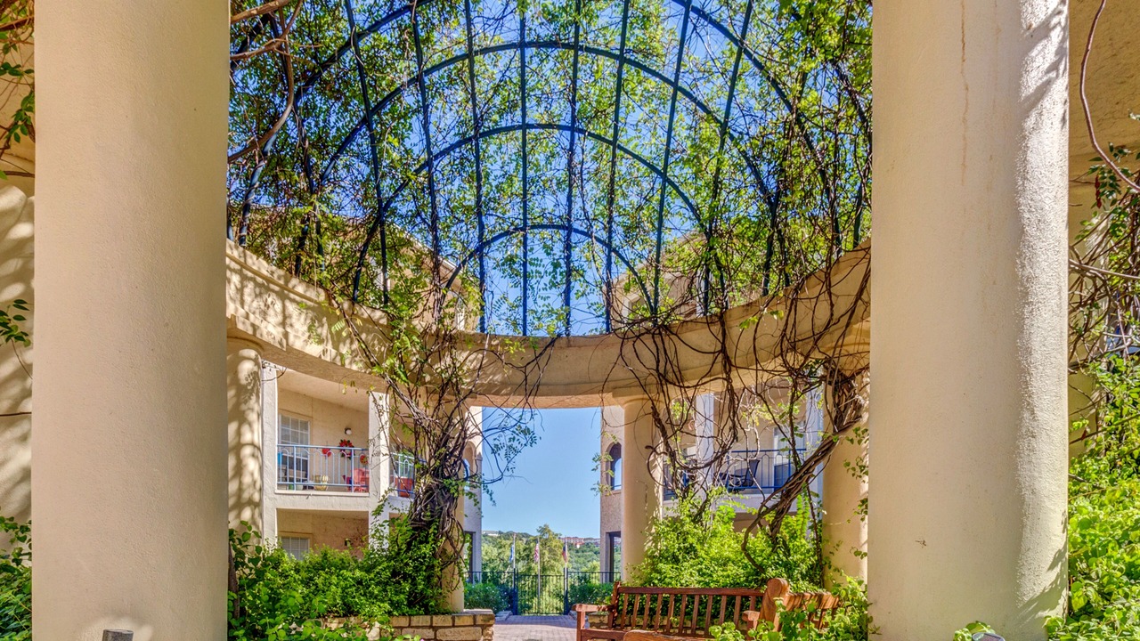 Photo of Outdoor in Highland Lake Estates