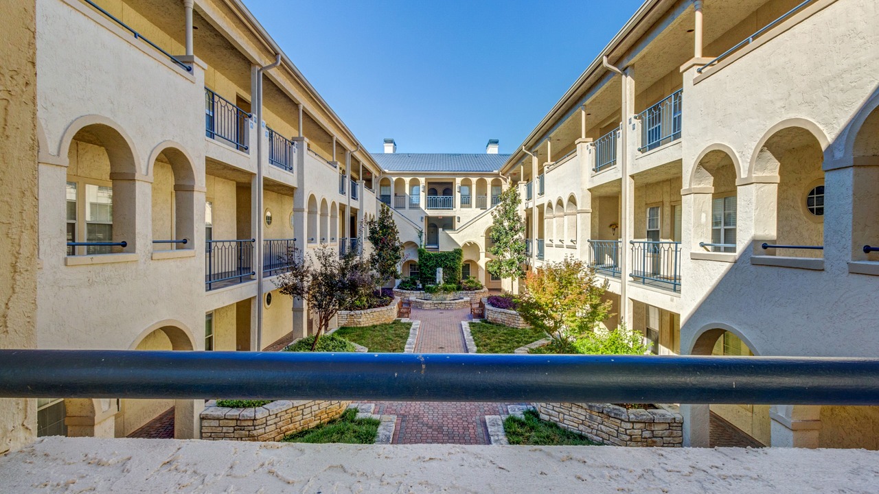 Photo of Outdoor in Highland Lake Estates