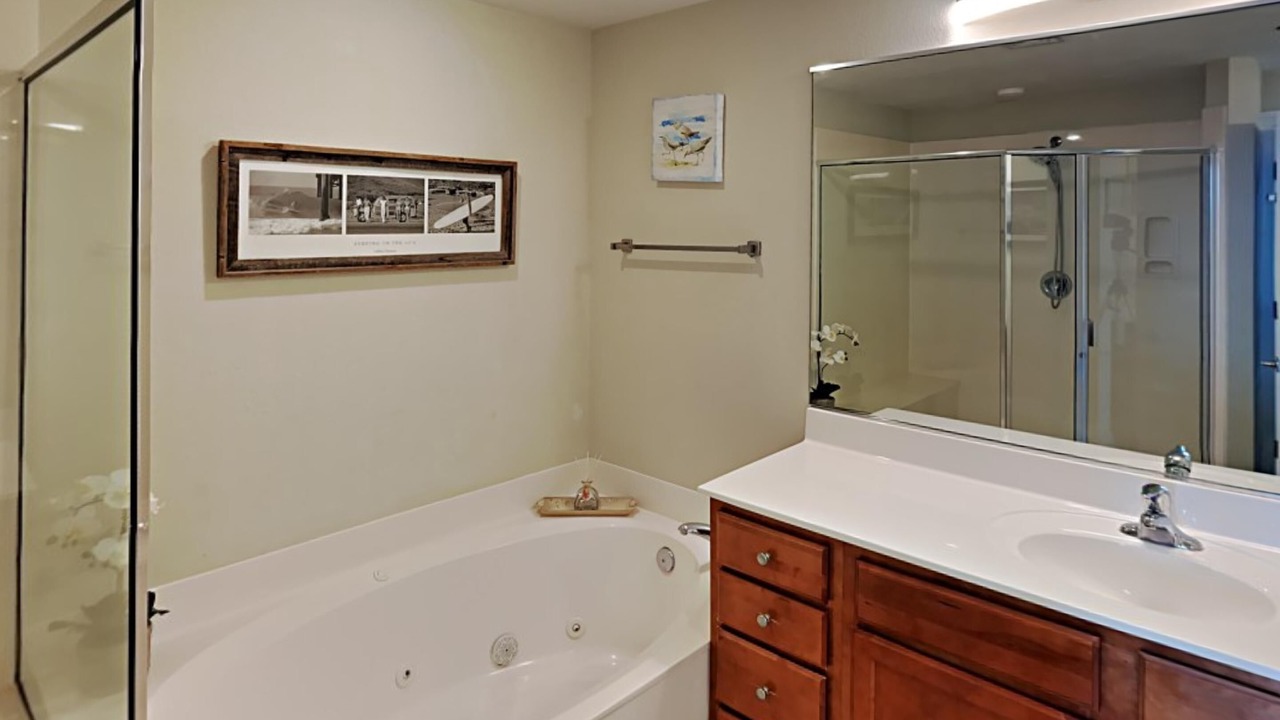 Photo of Bathroom in Pensacola Beach