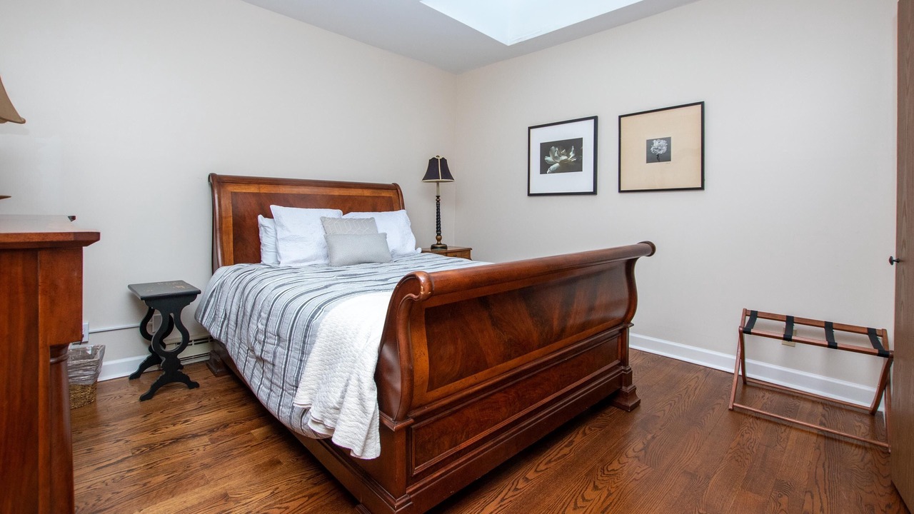 Photo of Bedroom in Holcomb