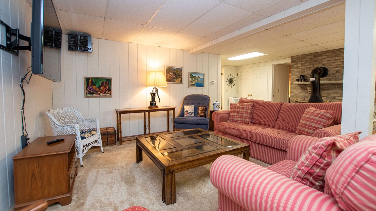 Photo of Livingroom in Holcomb