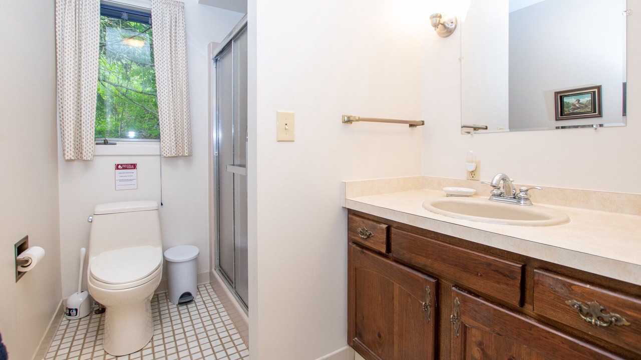 Photo of Bathroom in Holcomb