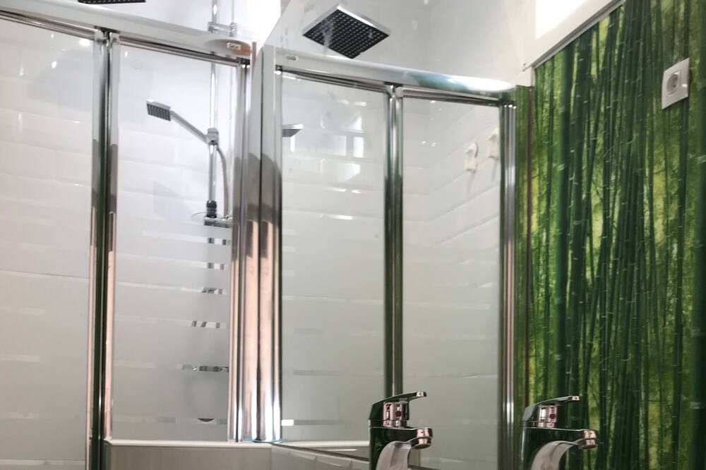 Photo of Bathroom in Barrio de La Latina