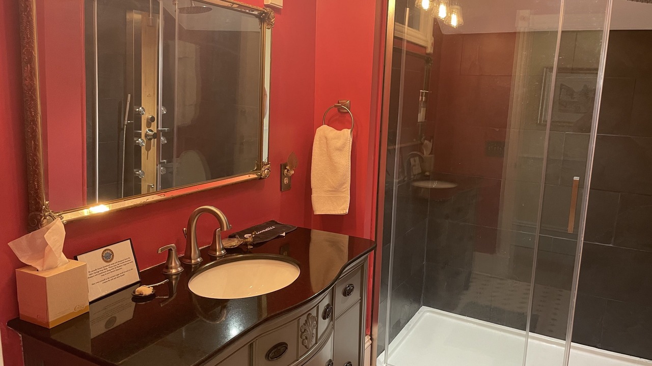 Photo of Bathroom in Historic District